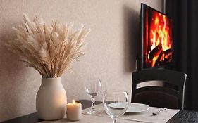 New Business-Class Apartment 1 хв від метро